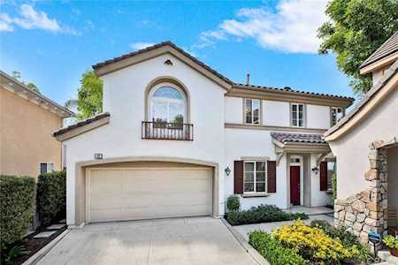 40 Danbury Lane Irvine, CA 92618