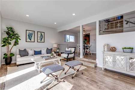 330 N Prospect Avenue Redondo Beach, CA 90277