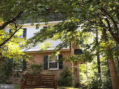 1571 Brookshire Ct Reston, VA 20190