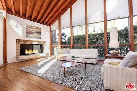 828 Dickson Street Marina Del Rey, CA 90292