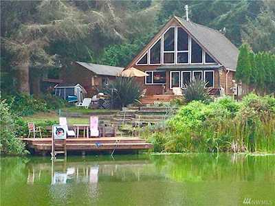 148 Bass Ave NE Ocean Shores, WA 98569