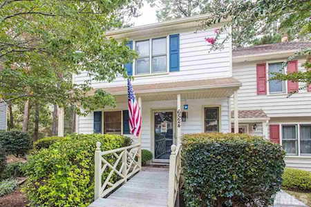 6524 Thetford Court Raleigh, NC 27615