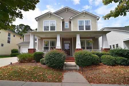7813 Chaddsley Dr Huntersville, NC 28078