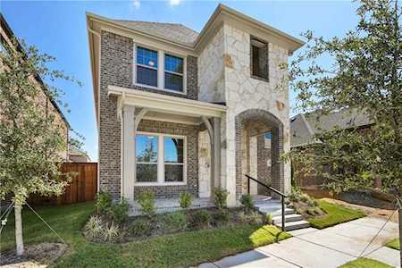 7970 Glastonbury Drive Frisco, TX 75035