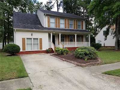 3513 N Bernies Ct Chesapeake, VA 23321