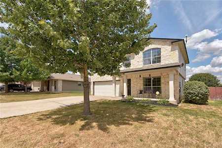 610 Holbrooke St Hutto, TX 78634