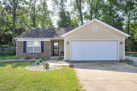 374 S Shore Dr Shepherdsville, KY 40165