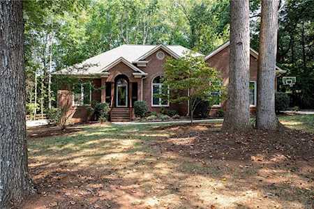 6116 Palomino Ridge Matthews, NC 28104