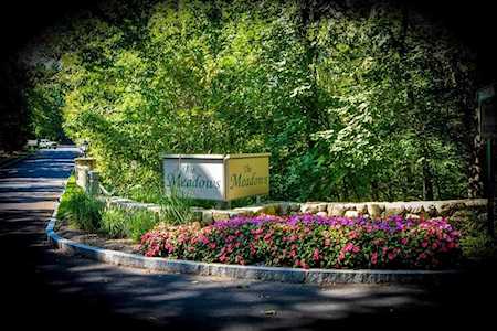 504 Dahlia Dr #504 Wayland, MA 01778
