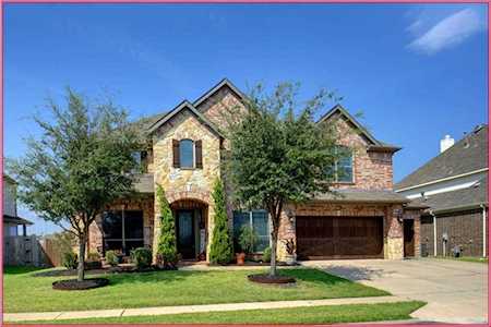10317 Crowne Pointe Lane Fort Worth, TX 76244