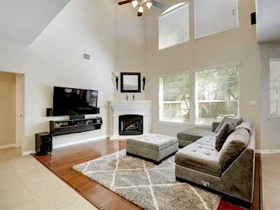 11304 Cherisse Dr Austin, TX 78739