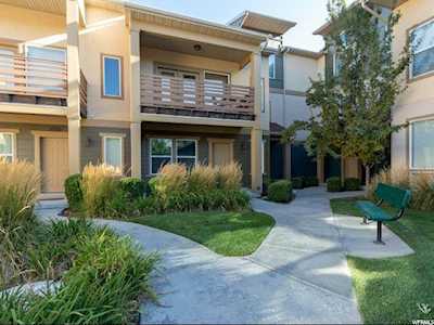 3748 W Periwinkle Dr South Jordan, UT 84095