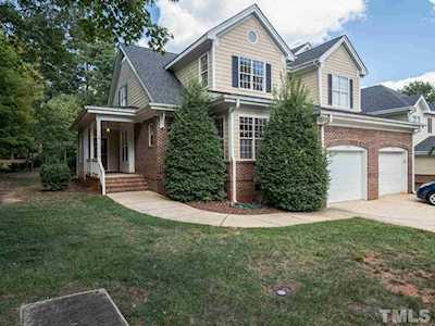 7734 Astoria Place Raleigh, NC 27612