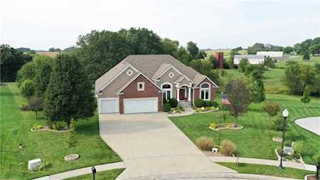 13602 Short Circle Smithville, MO 64089