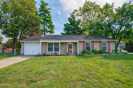 9904 Phoenix Trail Louisville, KY 40223