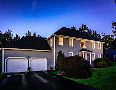 8 Piccadilly Way Westborough, MA 01581