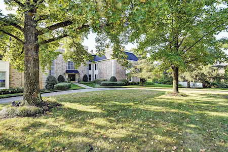 5900 Creighton Hill Rd #223 Louisville, KY 40207