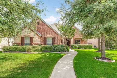 8004 Camino Drive North Richland Hills, TX 76182