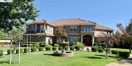 3760 Selvante St Pleasanton, CA 94566