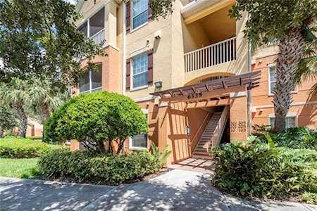 6335 Contessa Drive #302 Orlando, FL 32829