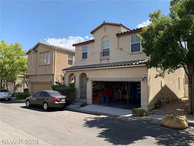 8423 Quarentina Ave Las Vegas, NV 89149