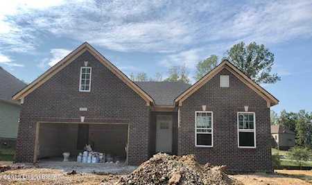 575 Wooded Falls Rd Louisville, KY 40243