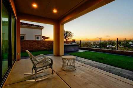 2570 Glasgow Dr Carlsbad, CA 92010
