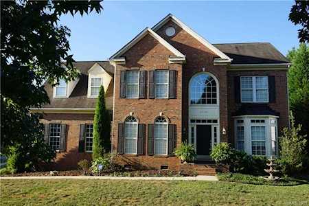 2034 Mt Isle Harbor Dr Charlotte, NC 28214