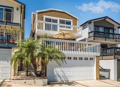 1749 Wollacott Street Redondo Beach, CA 90278