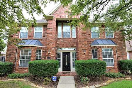 329 Glen Hollow Drive Keller, TX 76248