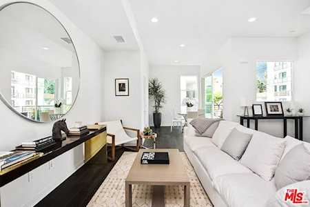8410 W Blackburn Avenue Los Angeles, CA 90048