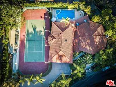 7651 Willow Glen Road Los Angeles, CA 90046