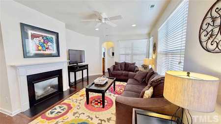 9911 Lynnberry Place Raleigh, NC 27617
