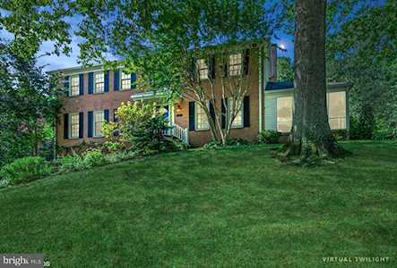 1401 Coventry Ln Alexandria, VA 22304