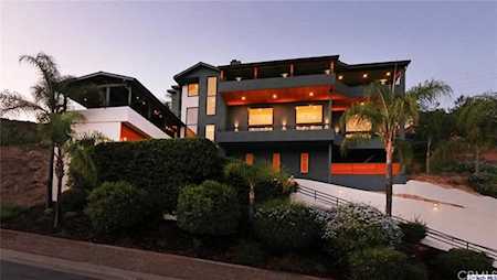1333 Pleasantridge Drive Altadena, CA 91001