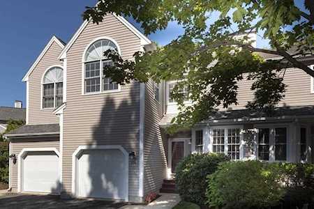120 Bishops Forest Dr #120 Waltham, MA 02452