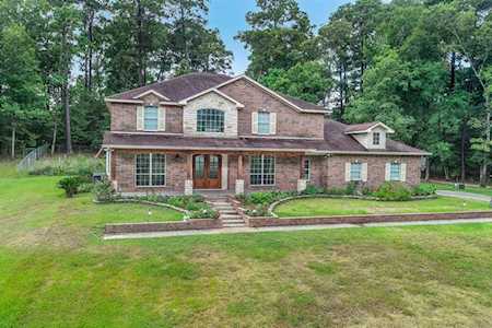 590 Pebble Creek Creek Livingston, TX 77351