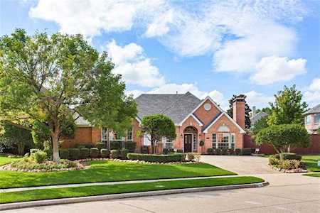 206 Westwind Drive Coppell, TX 75019
