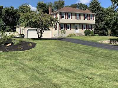 20 Fox Run Road Bellingham, MA 02019