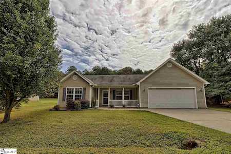 102 Cedar Glen Dr Williamston, SC 29697