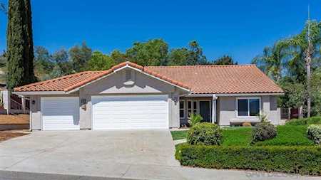 11840 Calle Albara El Cajon, CA 92019