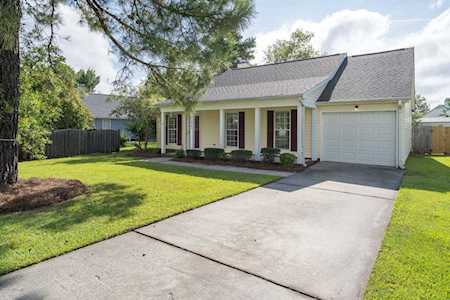 2933 New Town Drive Wilmington, NC 28405