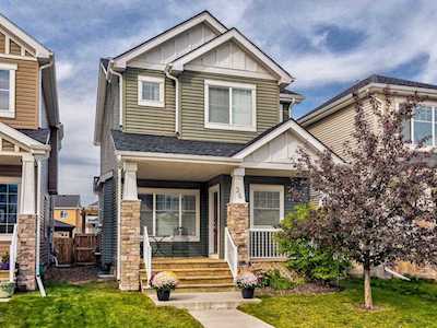 36 Royal Birch Park NW Calgary, AB T3G 0B8