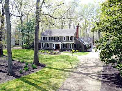 2830 Queenswood Rd Midlothian, VA 23113