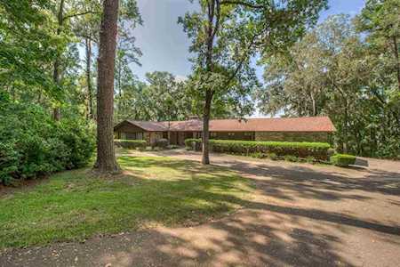 3380 Lakeshore Drive Tallahassee, FL 32312