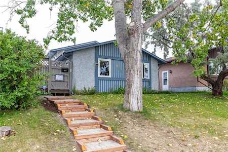 903 Pinecliff Drive NE Calgary, AB T1Y 3Y3