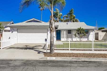 4912 Roja Dr Oceanside, CA 92057