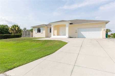 11144 Waterford Avenue Englewood, FL 34224