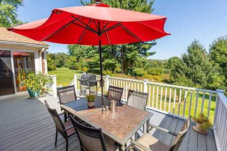 16 Clifford Road Southborough, MA 01772
