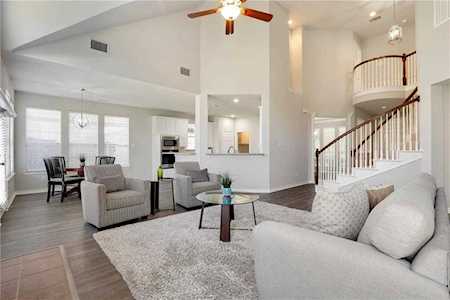 5313 Stoney Trail Mckinney, TX 75072
